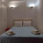 Mykonos Efis Maisonette * بسارو