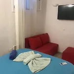 Mykonos Efis Maisonette * بسارو