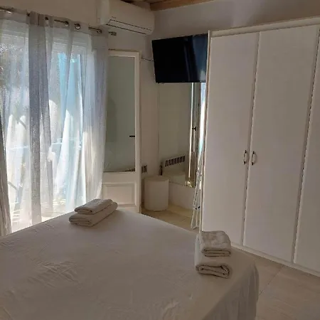 Mykonos Efis Maisonette Ferienhaus Psarrou